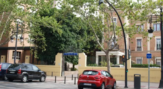 Апартаменты ApartUP Ayora Garden