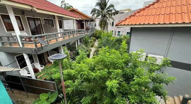 Апартаменты Lanta Garden Home