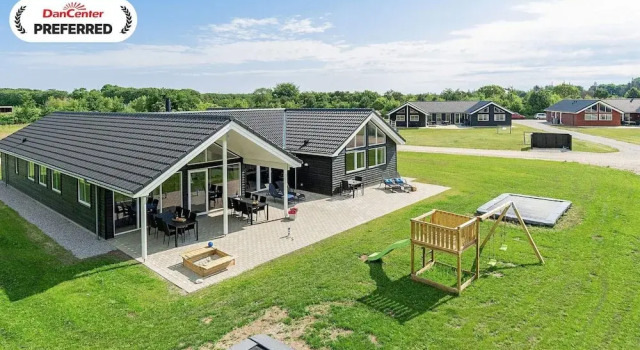 Коттедж Three-Bedroom Holiday Home In Grenaa