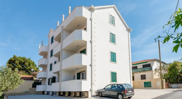 Apartments The Brothers, Rezerwuj Apartament Hotele w Split-Dalmatia County z parkingiem, Parking
