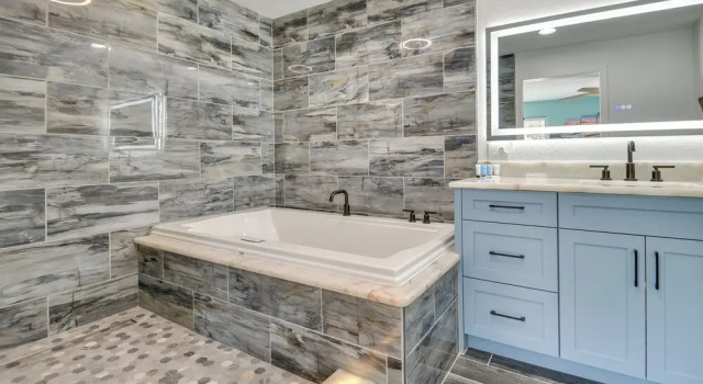 Коттедж с 3 комнатами Riverfront Port Orange Home w/ Dock & Slip