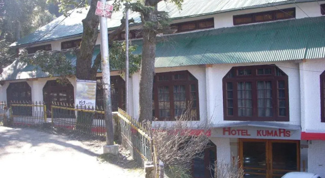 Hotel Kumar's, Забронировать Отель Отели штата Химачал-Прадеш с парковкой, Парковка