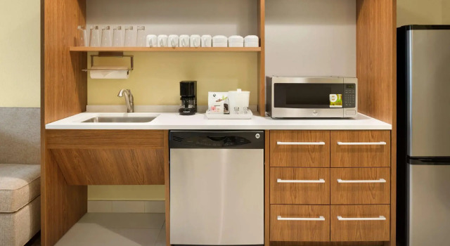 Двухместный люкс Home2 Suites By Hilton Middleburg Heights Cleveland