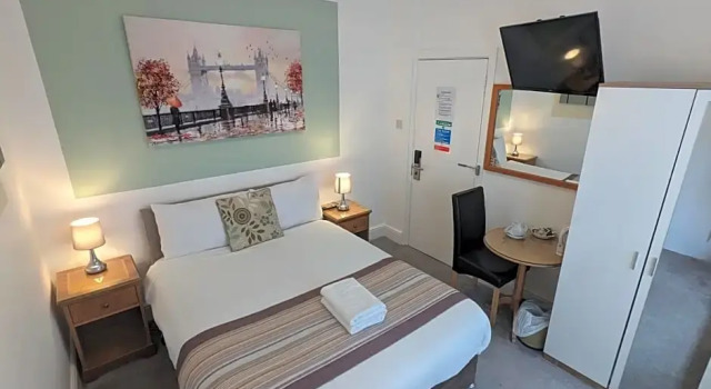 Номер Standard Cecil Court Hotel