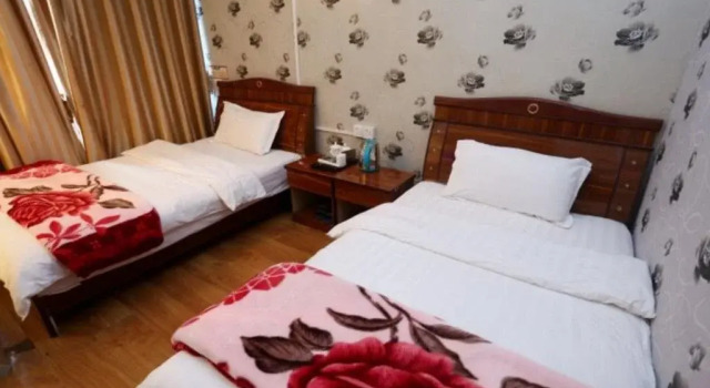 Langzhong Xiyuan Inn, Buchen Sie Hotel Langzhong Sichuan