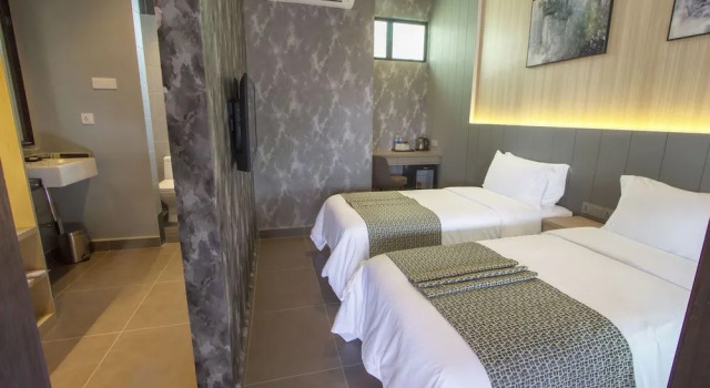 Villa Paddy, Boek Villa Kampung Padang Masirat 
