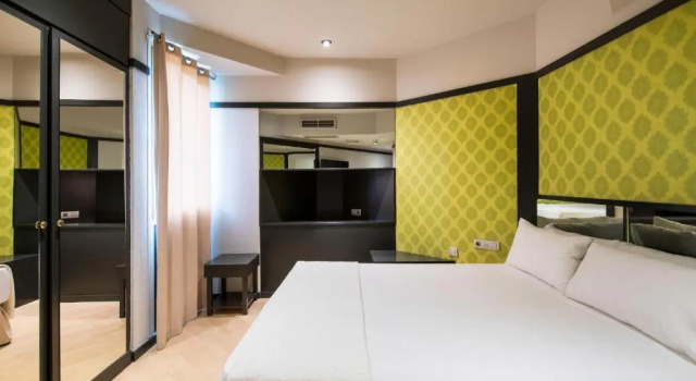 Motel Punt 14, Varaa Motelli Gava Baix Llobregat