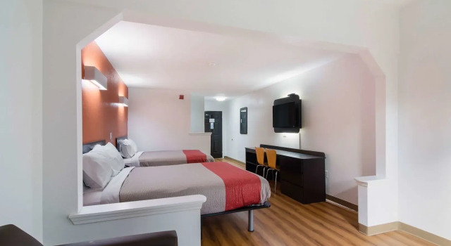 Motel 6 Moss Point, MS, Забронировать Мотель Мосс-Пойнт Миссисипи - побережье