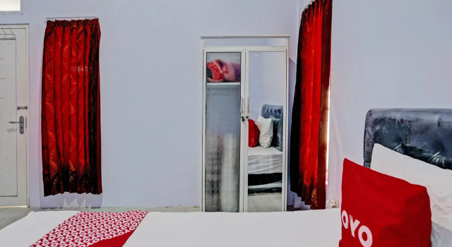 Camera Standard OYO 92817 Niza Guesthouse Syariah