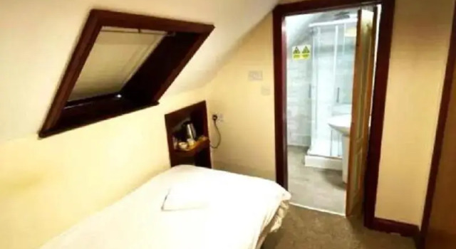 Одноместный номер Standard Little Foxes Hotel & Gatwick Airport Parking