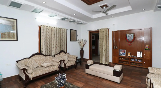 OYO 27055 Love Guest House, Забронировать Гостевой дом Рохтак штат Харьяна
