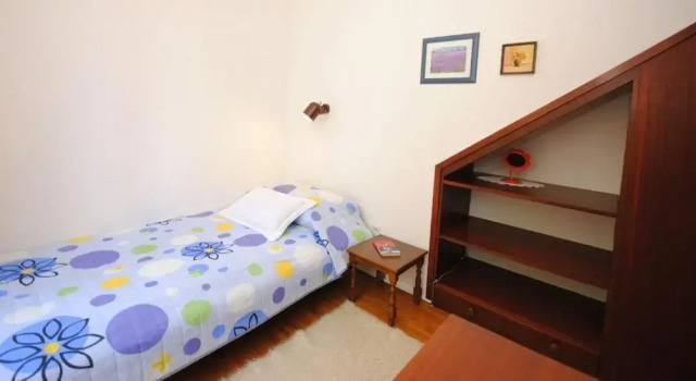 Apartment Sunny, Rezerwuj Apartament Hotele w Split-Dalmatia County z parkingiem, Parking