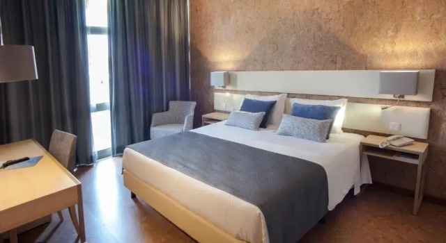 Полулюкс VILA PARK Nature & Business Hotel