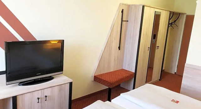 Номер Comfort NOVINA HOTEL Südwestpark