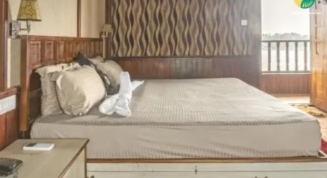 1 BR Houseboat in siolim, by GuestHouser (A7CA), Prenota Hotel Siolim 