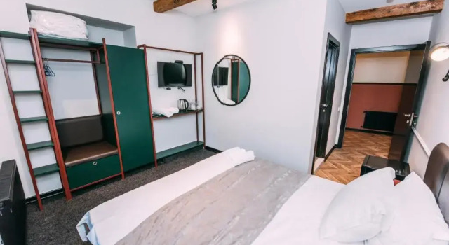 Двухместный номер Standard с балконом Atoneli Apartment hotel