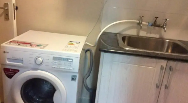 Nyayo Embakasi 3 bedroom Furnished Apartment, Réserver Appartement Hôtels à Nairobi avec parking, Parking