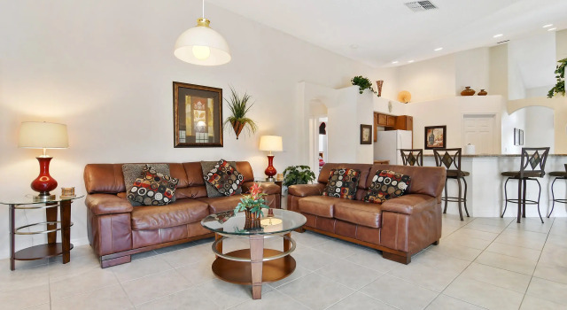 Orange Tree- South facing pool/spa, game room, Clermont, US