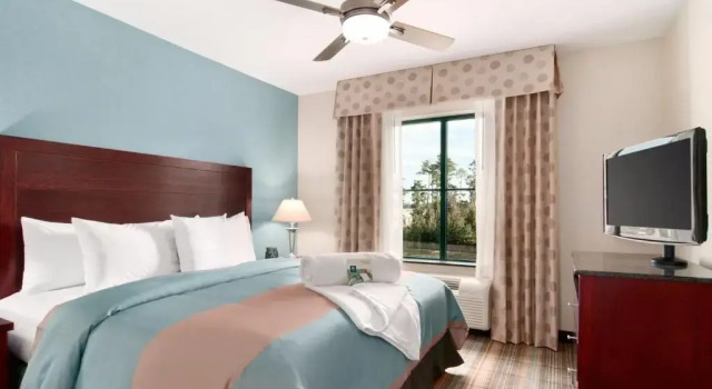 Люкс Homewood Suites by Hilton Slidell