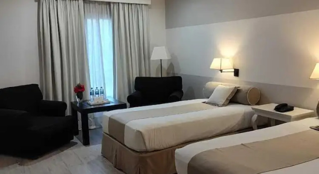 Трёхместный номер Executive Loi Suites Recoleta Hotel