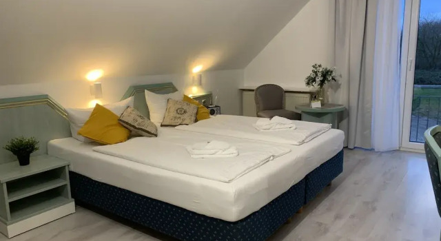 Двухместный номер Comfort с балконом и с видом на сад Hotel Residenz Lauterbach