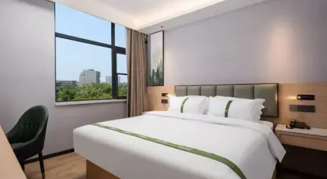 Люкс Business GreenTree Inn Select Xiangcheng Industrial Agglomeration Area Hotel