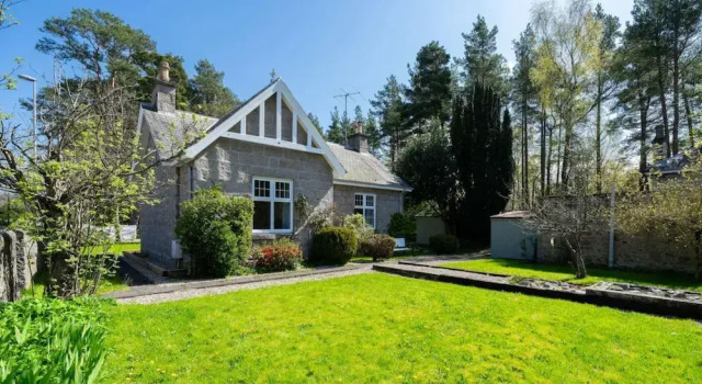Station Cottage Dinnet Aboyne Aberdeenshire, Prenota Casa vacanze Dinnet 