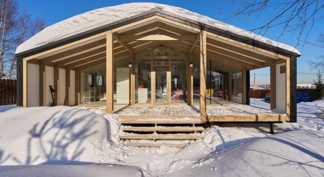 House with panoramic sauna, Buchen Sie Ferienhaus Hotels in Oblast Moskau mit Parkplatz, Parkplätze