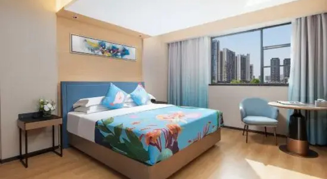 Люкс Ocean Style Holiday Hotel (Wuhan Polar Ocean World)