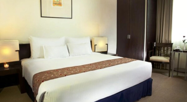 Полулюкс Waterfront Cebu City Hotel & Casino