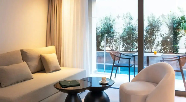 Номер Deluxe с балконом Alizo Boutique Hotel & Spa