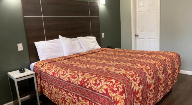 Люкс Red Carpet Inn - Norristown