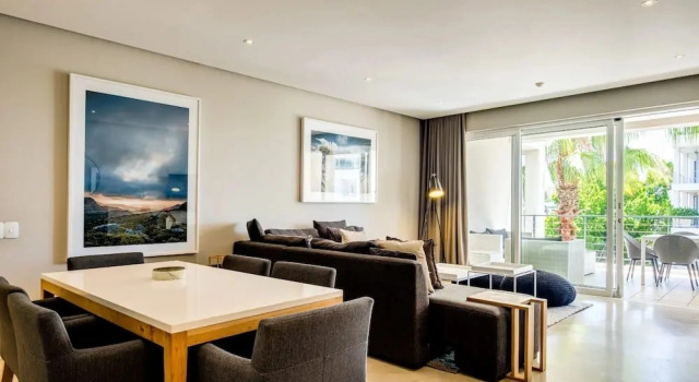 Коттедж Modern Waterfront Apartment w Canal Views Gulmarn 201