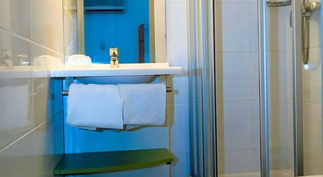 Двухместный номер Standard Sure Hotel by Best Western Nimes Est