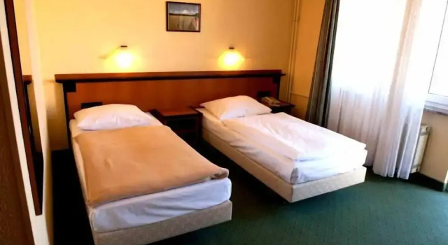 Landhotel Löwenbruch, Buchen Sie Hotel Ludwigsfelde Brandenburg