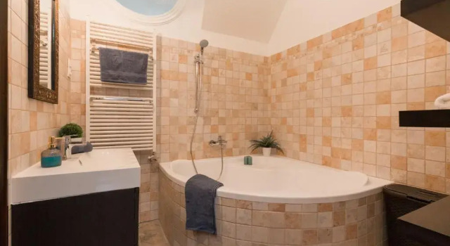 Апартаменты Supercentral Spacious Apartment