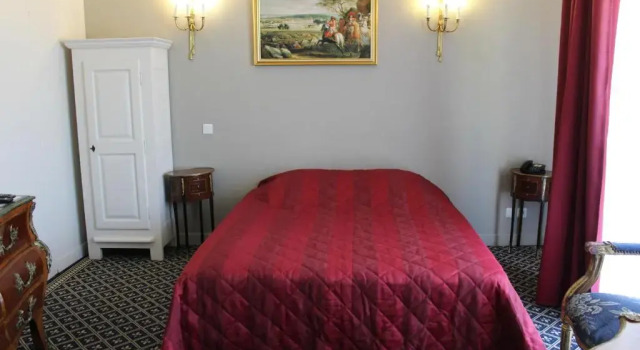 Двухместный номер Standard Hôtel Fleur de Lys Hazebrouck