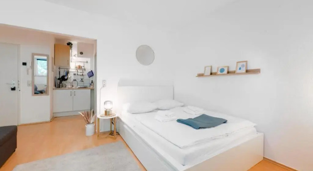 Stay Awesome - Schönfeld Apartment, Netflix und kostenloses Parken