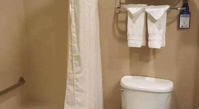 Номер Standard Best Western Airport Inn & Suites