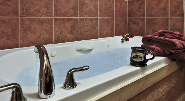 Двухместный номер Deluxe с балконом и с видом на горы Blue Mountain Bed and Breakfast