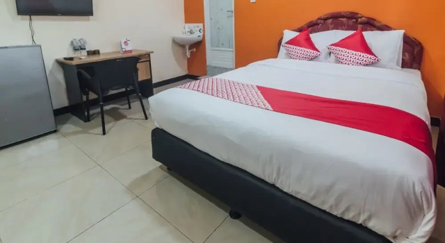 Satria Guest House by OYO Rooms