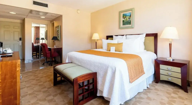 Номер Deluxe Hotel Honduras Maya