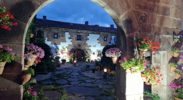 La Casona de Barrio, 预订 酒店 Hermandad de Campoo de Suso 坎塔布里亚