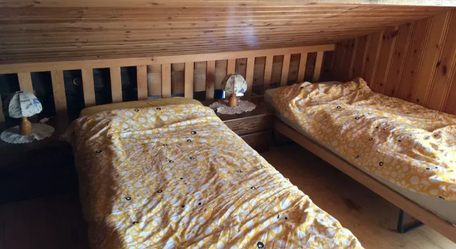 Swiss vYntage Chalets - 300 Year Old Swiss Chalet, Varaa Mökki Huvilat kohteessa Bern, Villa