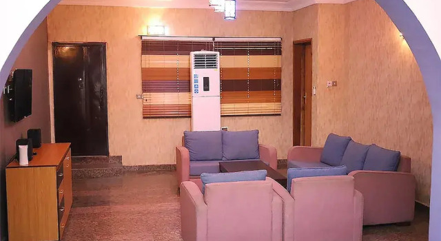 Aliz Ambruz Hotel, Reserva ahora Hotel Hoteles y alojamientos en Uyo, Hotel