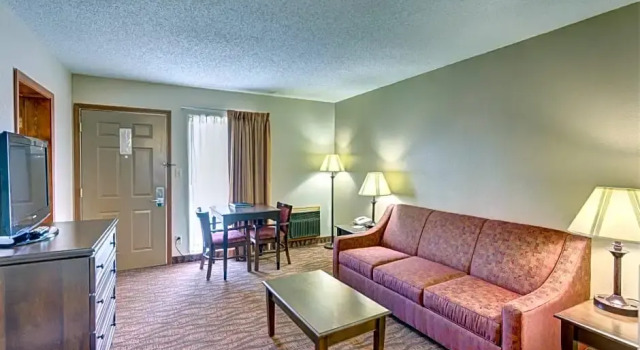 Люкс Quality Inn Sweetwater West