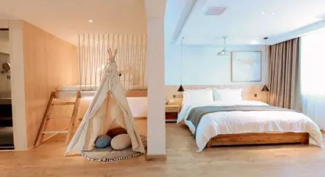 Люкс Deluxe Yinlu Boutique Hostel