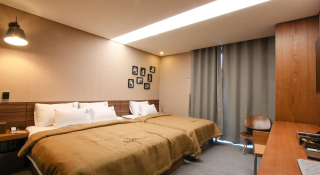Двухместный номер Standard Louis Boutique Hotel