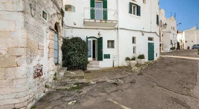 2812 Casa Degli Amici by Perle di Puglia