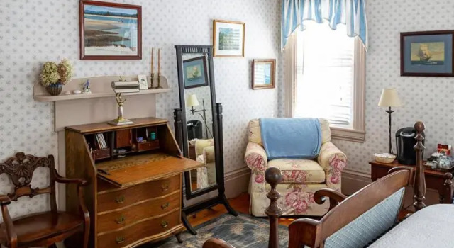 Трёхместный номер Standard Clary Lake Bed and Breakfast